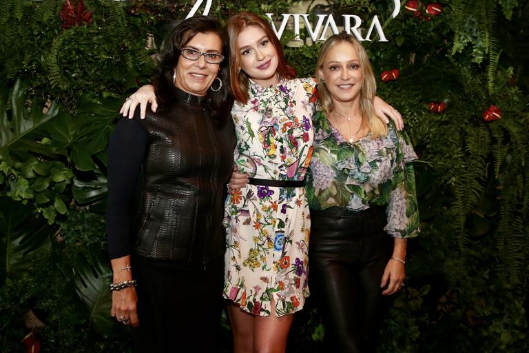 Marina Ruy Barbosa com a sogra, Vera, e a mãe, Gioconda