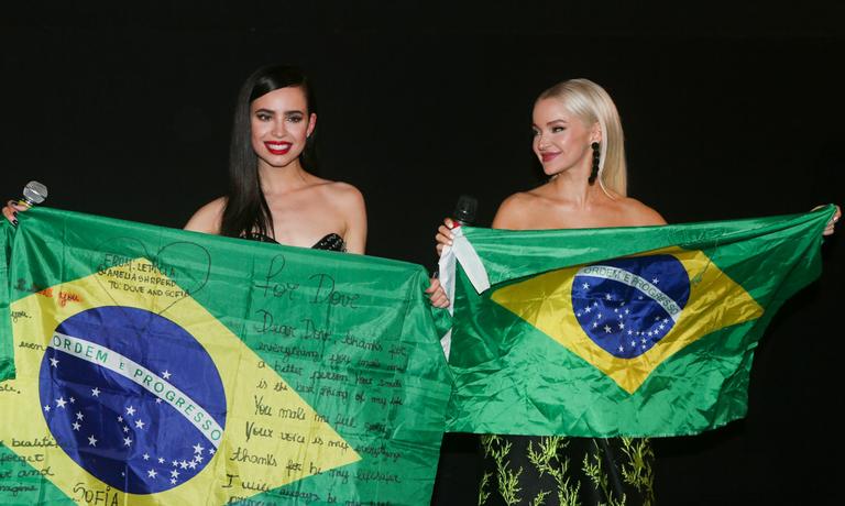 Sofia Carson e Dove Cameron