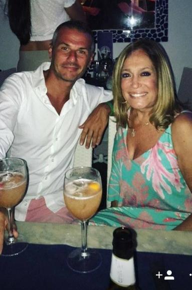 Susana Vieira celebra seus 75 anos em Ibiza