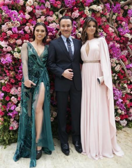 Flavia Pavanelli, Matheus Mazzafera e Paula Fernandes no casamento