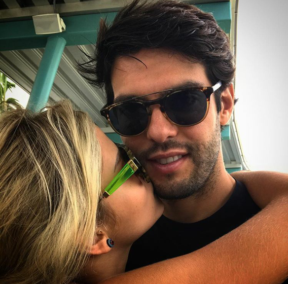 Kaká e Carol Dias