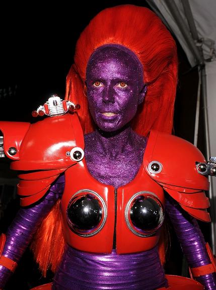 Heidi Klum Halloween Party 2010 (02)