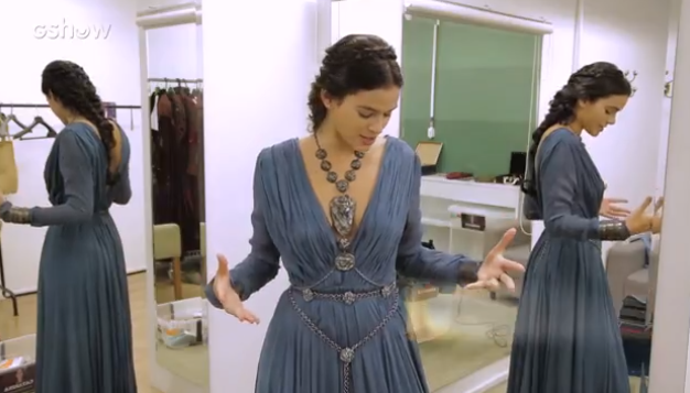 Bruna Marquezine é a princesa Catarina