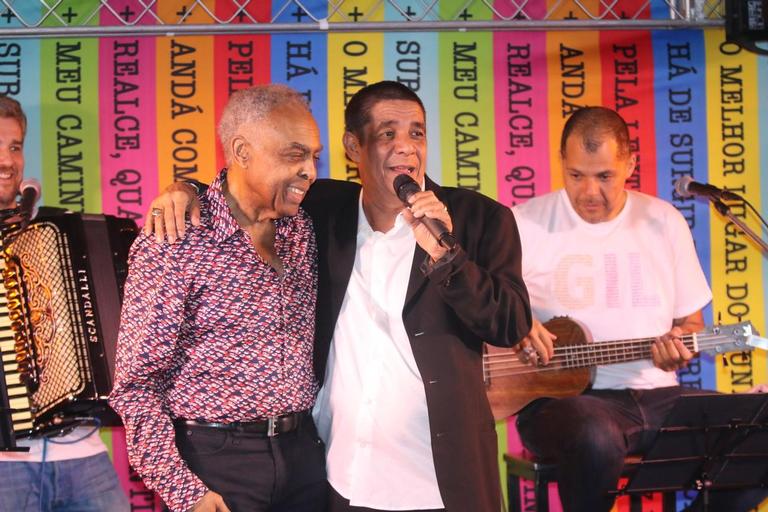 Gilberto Gil recebe prêmio UBC 