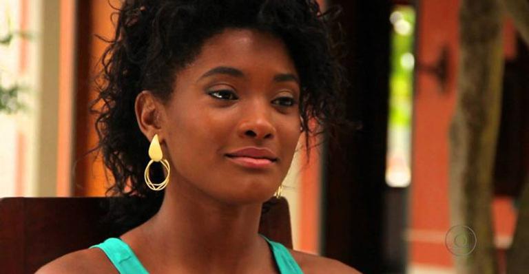 Erika Januza relata discriminação racial em loja