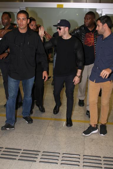 Nick Jonas desembarca em São Paulo