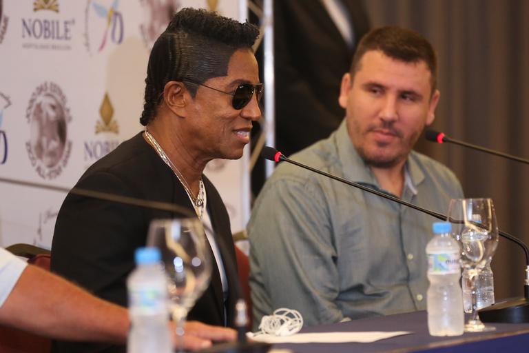 Jermaine Jackson: no Brasil para ação do bem com Zico