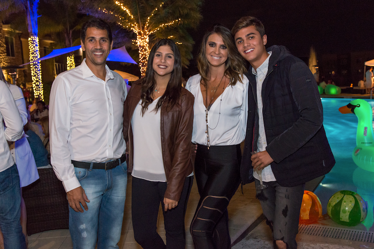 Maurício Lima, Maria Eduarda, Roberta e João Victor