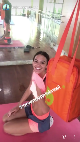 Bruna Marquezine: de volta aos treinos