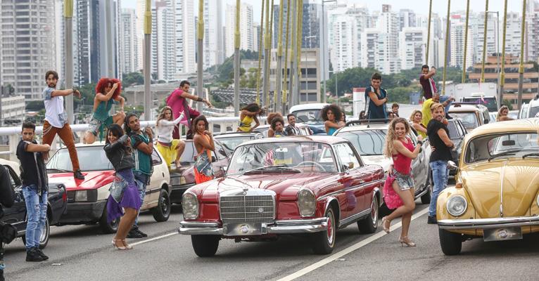 Participantes do Dancing Brasil 3 gravam vinheta 