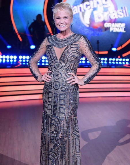 Veja os 15 looks de Xuxa no Dancing Brasil