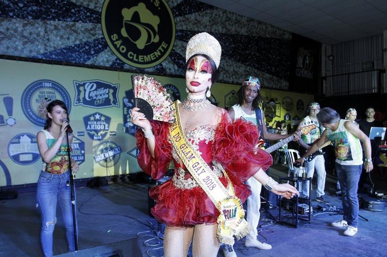 Sabrina Sato é coroada Rainha do Glan Gay 2018