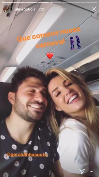 Aline Gotschalg viaja com o namorado para Salvador