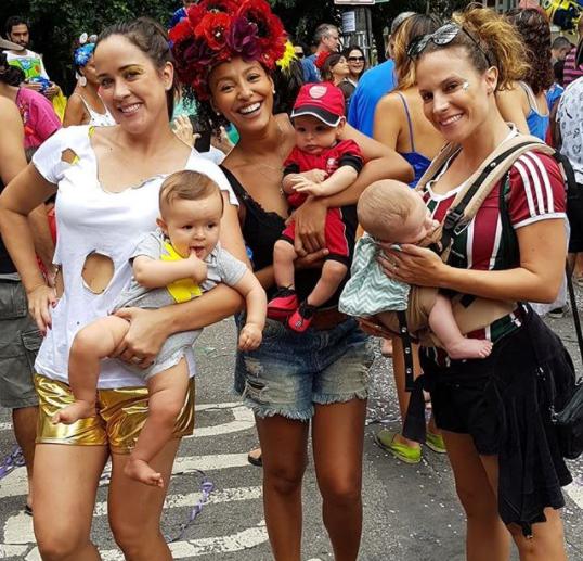 Veja as crianças famosas que caíram na folia