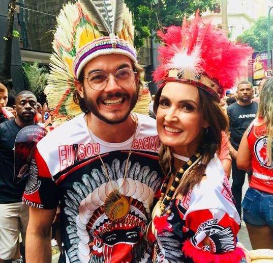 Confira os looks carnavalescos de Fátima Bernardes