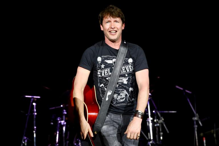 James Blunt se apresenta em São Paulo