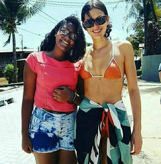 Bruna Marquezine em Fernando de Noronha