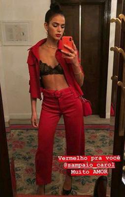 Bruna Marquezine looks