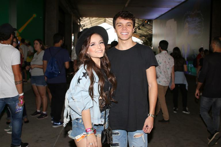  Larissa Manoela e Leo Cidade