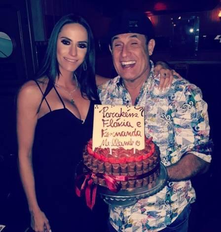 Sérgio Mallandro comemora aniversário de Fernanda Vianna