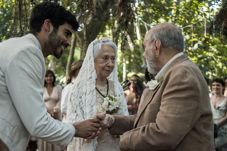 O casamento de Mercedes e Josafá na novela O Outro Lado do Paraíso