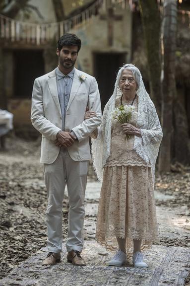 O casamento de Mercedes e Josafá na novela O Outro Lado do Paraíso