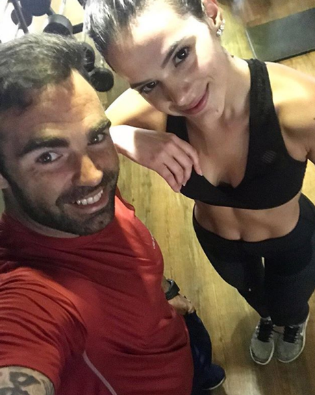 Bruna Marquezine durante treino com Chico Salgado