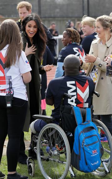  Meghan Markle e Príncipe Harry participam de evento esportivo