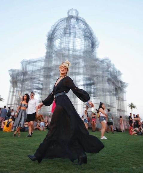 Veja os looks dos famosos no festival Coachella