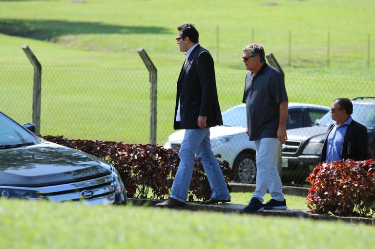 Amigos no velório de Dona Alda