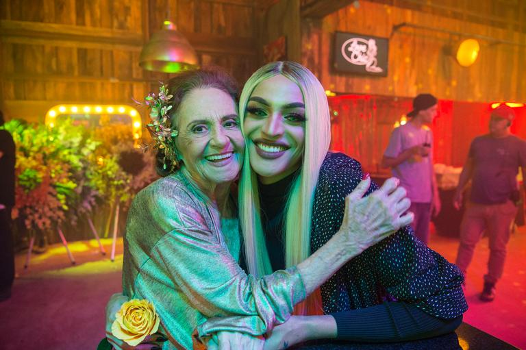 Pabllo Vittar grava participação em O Outro Lado do Paraíso