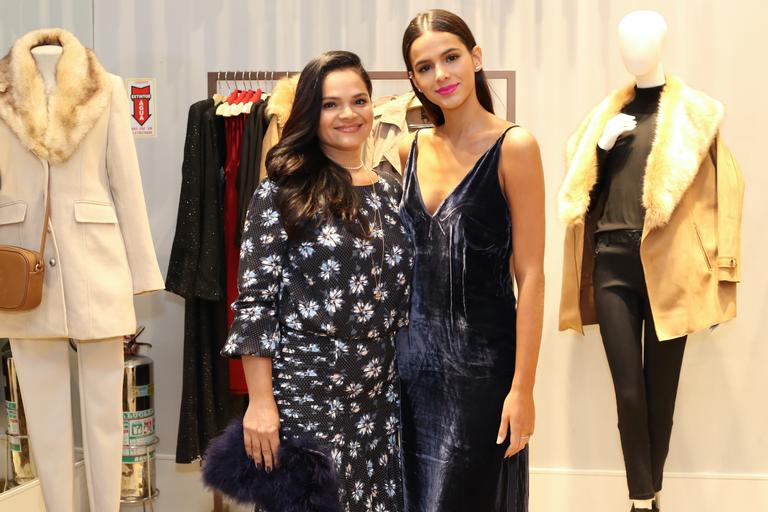 Bruna Marquezine e a mãe, Neide Maia