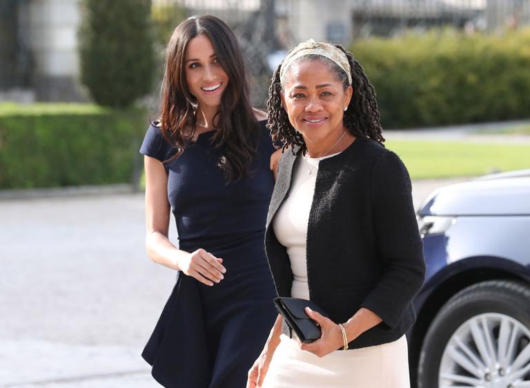 Meghan Markle curte o dia com sua mãe, Doria Ragland