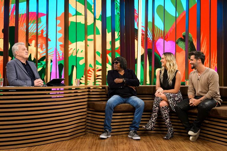 Pedro Bial entrevista Milton Nascimento, Bruno Gagliasso e Giovanna Ewbank