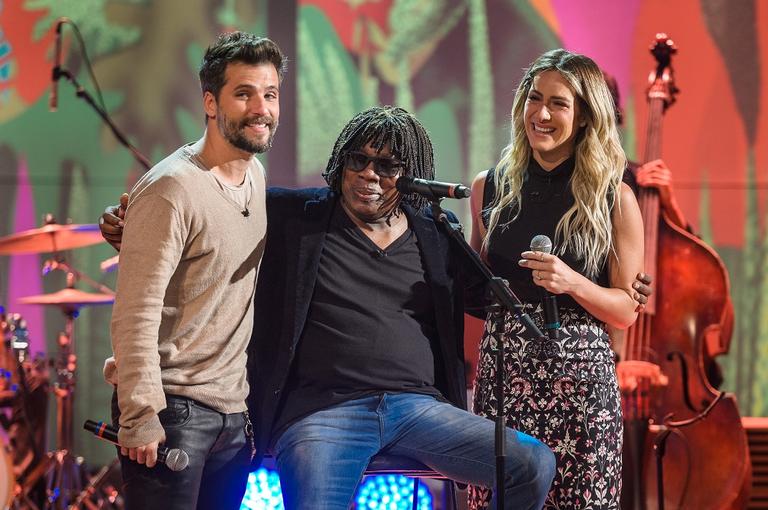 Pedro Bial entrevista Milton Nascimento, Bruno Gagliasso e Giovanna Ewbank