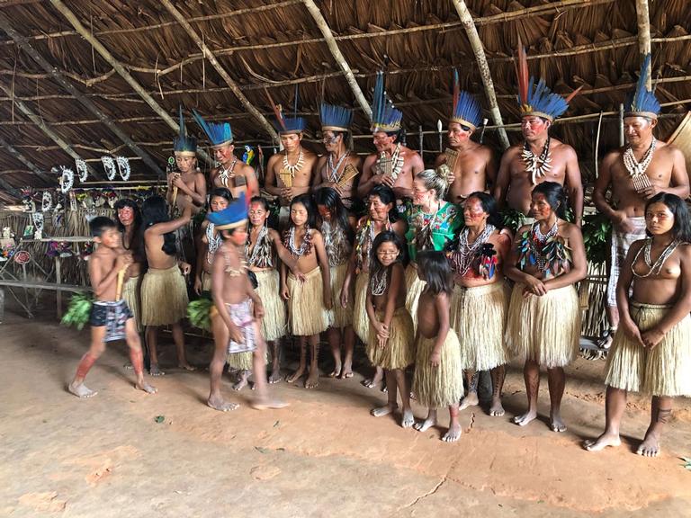 Maria Cândida curte viagem pela Amazônia