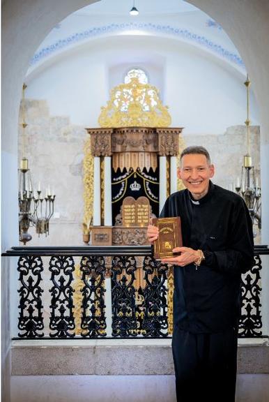 Padre Marcelo Rossi visita Jerusalém