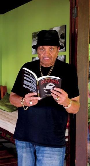 Joe Jackson visitou a Ilha de CARAS em 2010