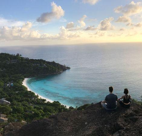 A atriz Sabrina Petraglia e seu marido Ramón Velazquez na lua de mel