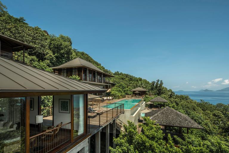 Com uma vista panorâmica, o Four Seasons Seychelles é de tirar o fôlego