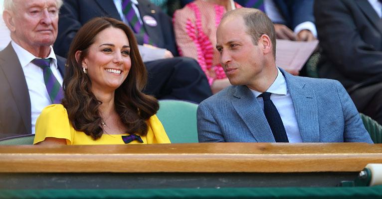 Kate Middleton e Príncipe William assistem à final de Wimbledon juntinhos