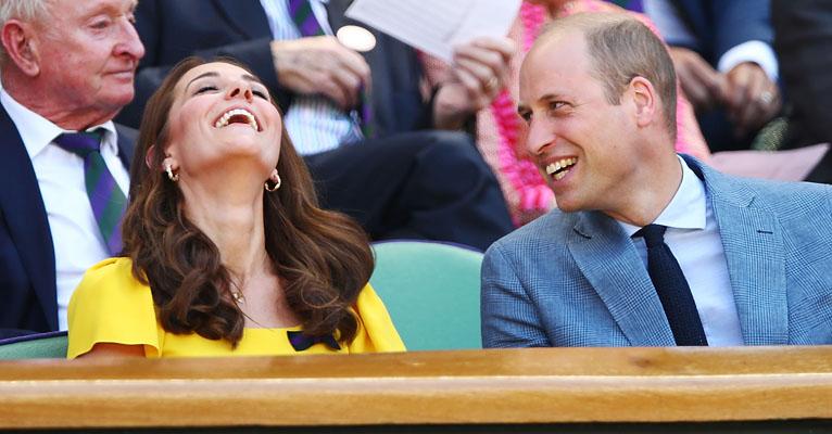 Kate Middleton e Príncipe William assistem à final de Wimbledon juntinhos