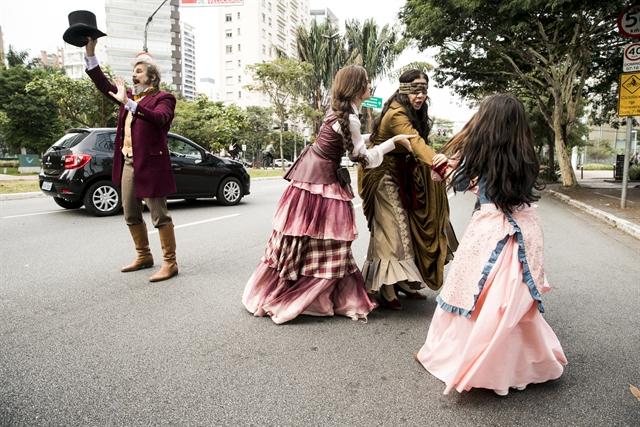 Família de Marocas desperta