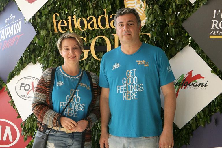 Convidados se divertem na Feijoada do Gole em Itu