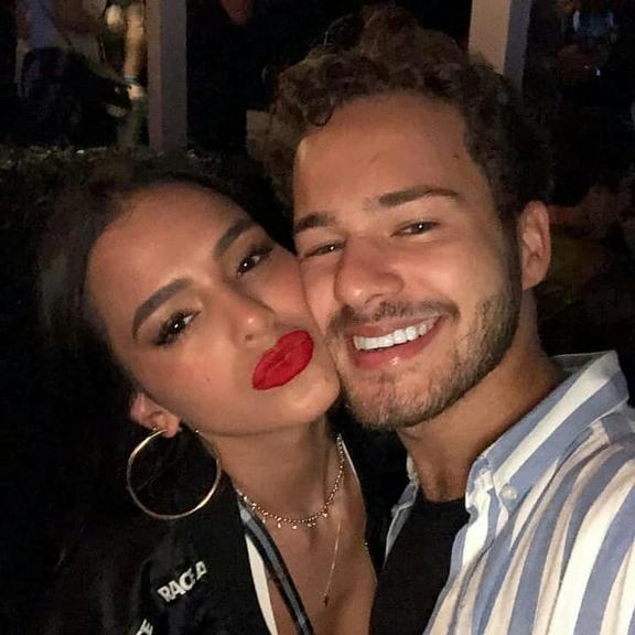 Bruna Marquezine na festa de Tatá Werneck