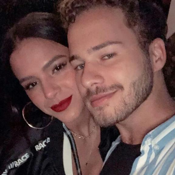 Bruna Marquezine na festa de Tatá Werneck