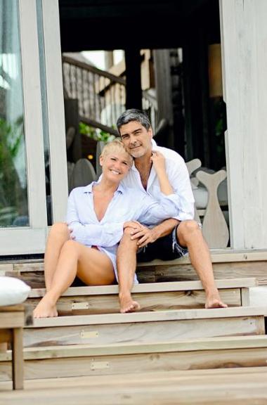 Xuxa Meneghel e Junno Andrade 