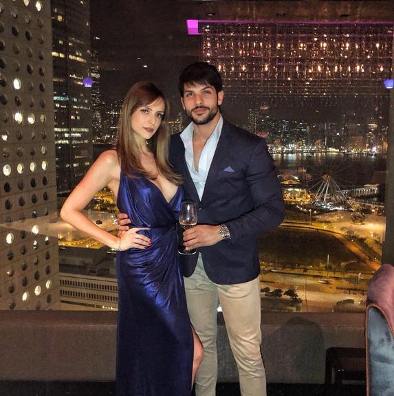 Lucas Fernandes e Ana Lúcia curtem em Hong Kong