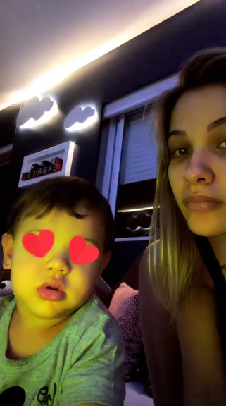 Andressa Suita mostra rotina ao lado dos filhos