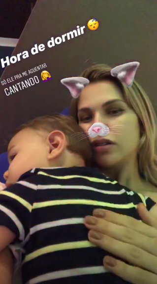 Andressa Suita mostra rotina ao lado dos filhos